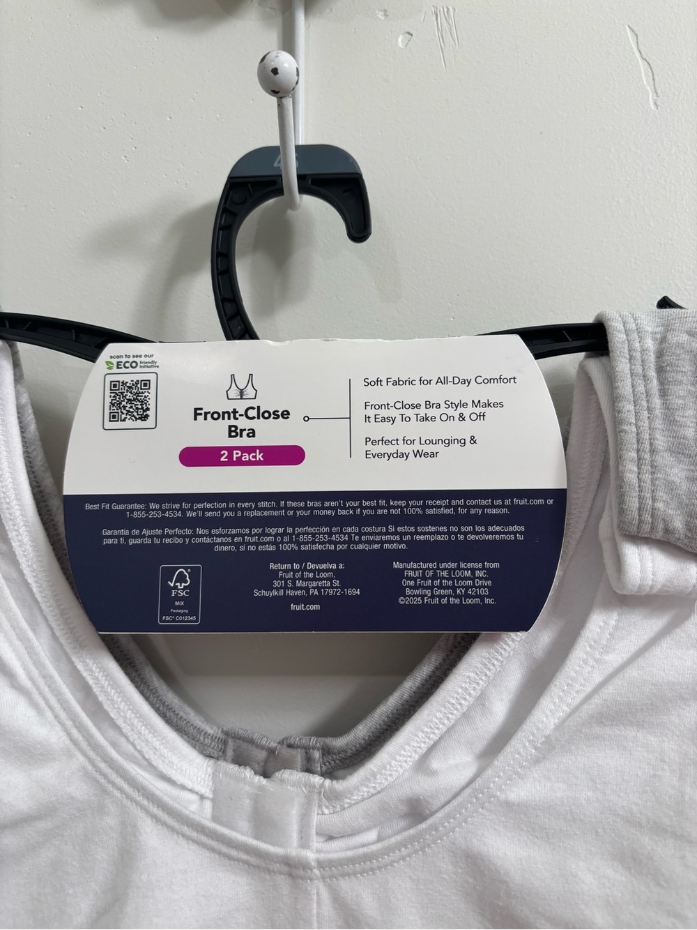 2 Front-Close Bras - Picture 4 of 7